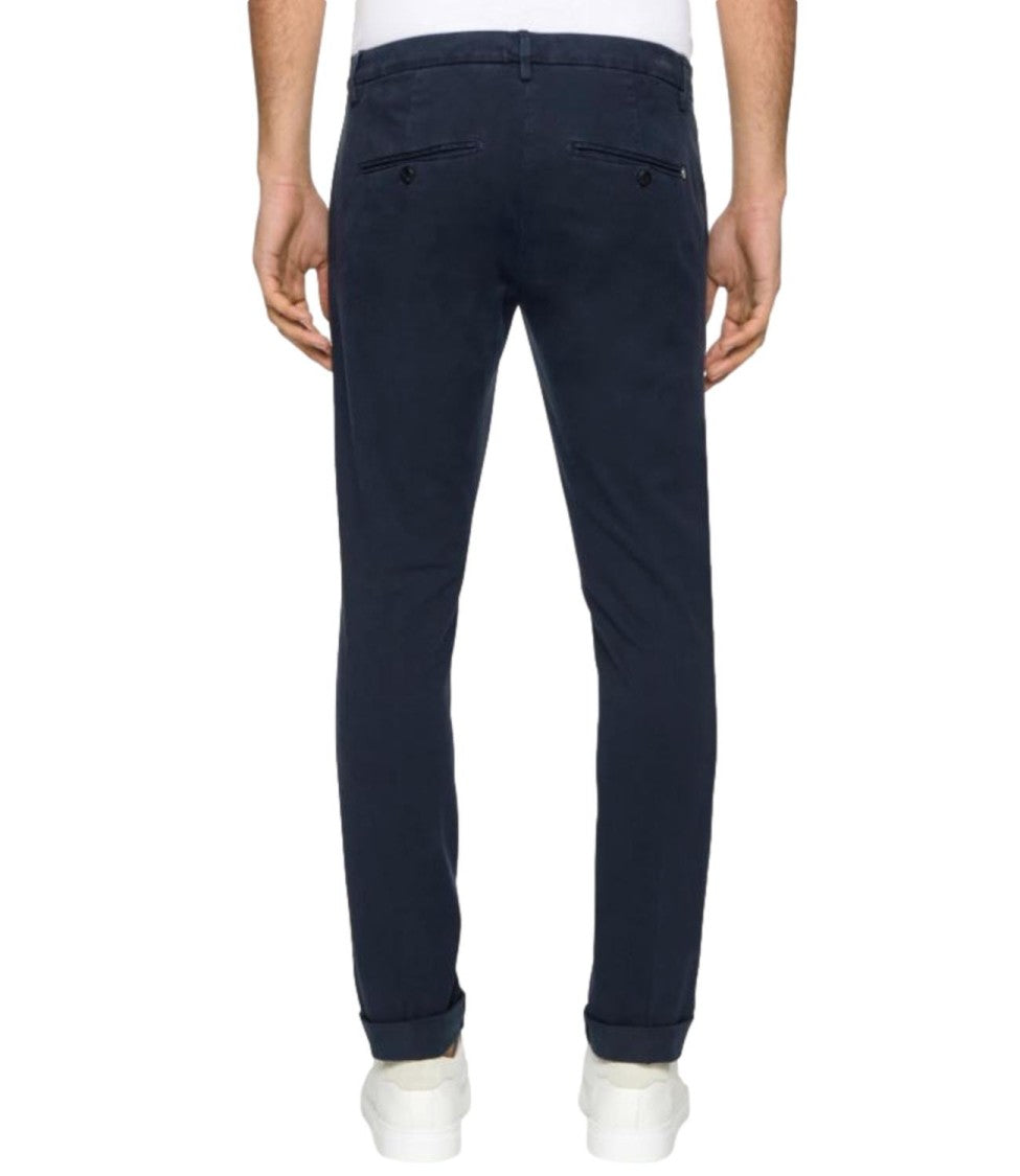 Straight-Leg Blue Denim Jeans With Five-Pocket Design