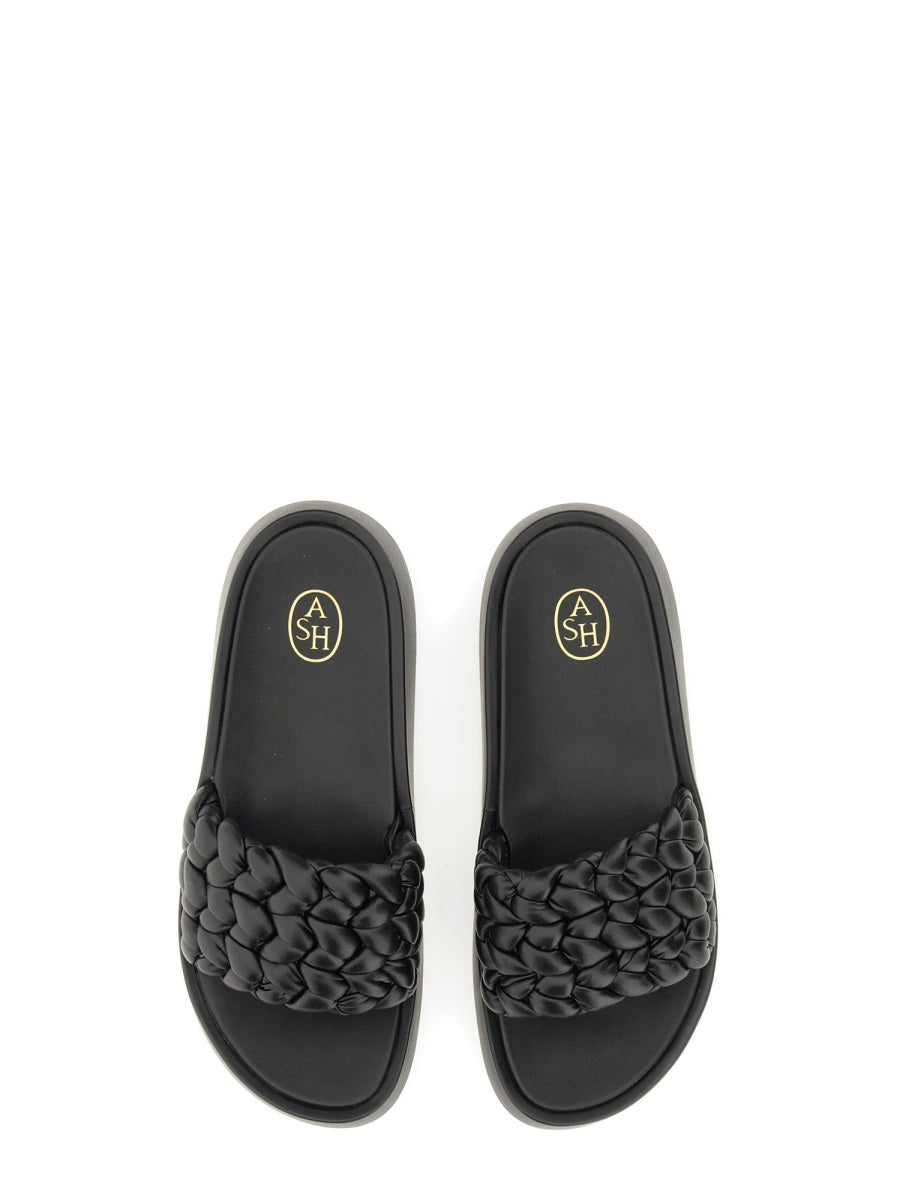 Victoria Sandal