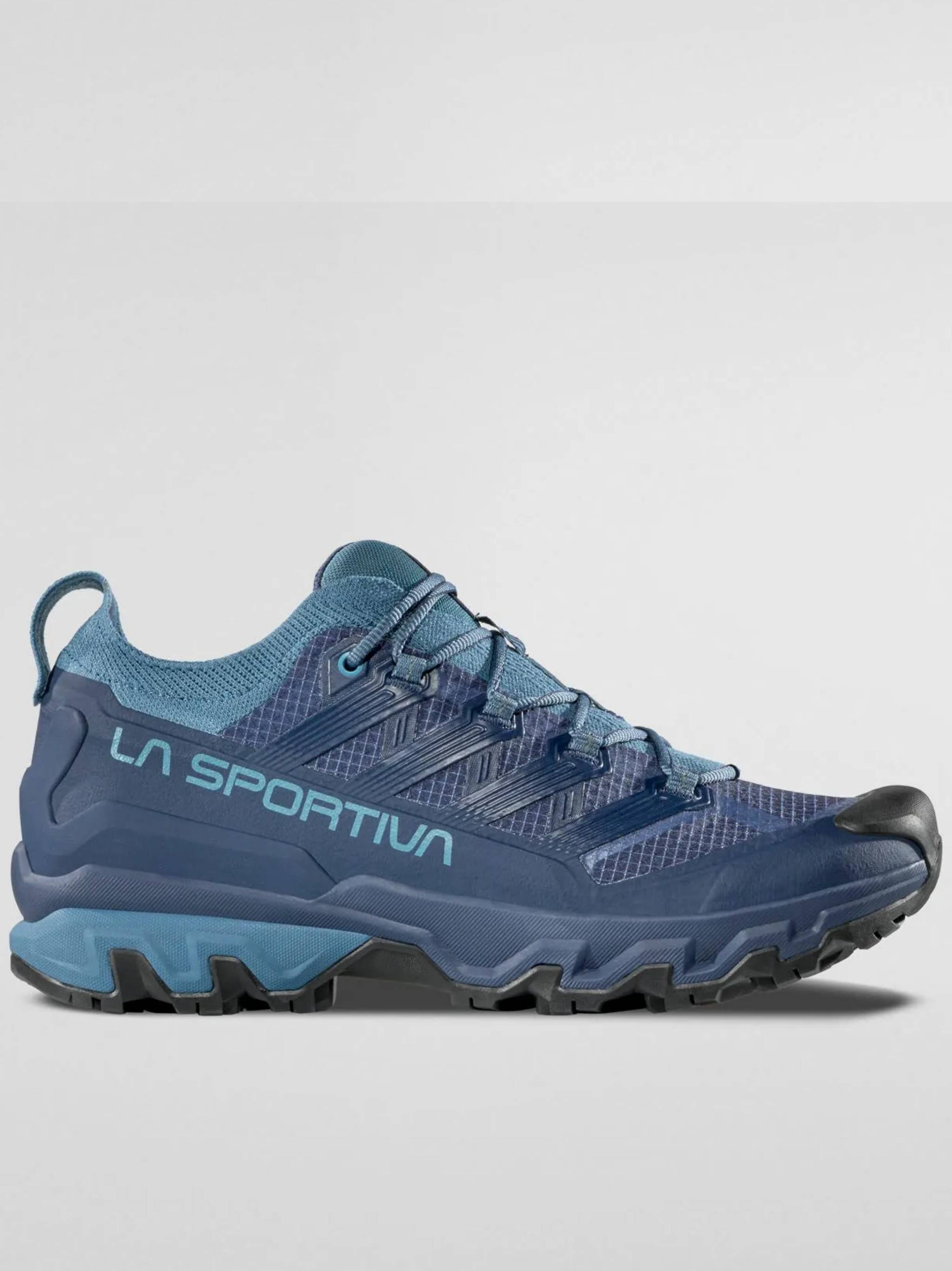 Rugged Trail Running Sneakers with Breathable Upper