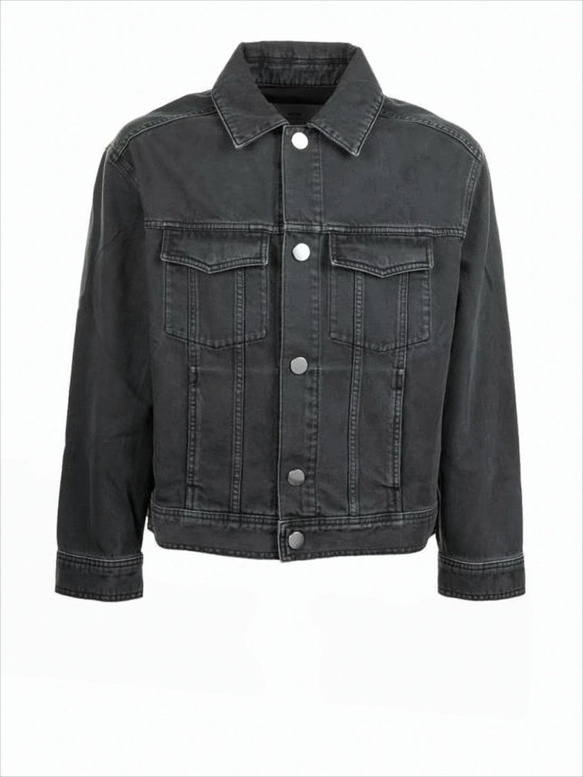Cropped Denim Jacket With Classic Collar And Metallic Buttons