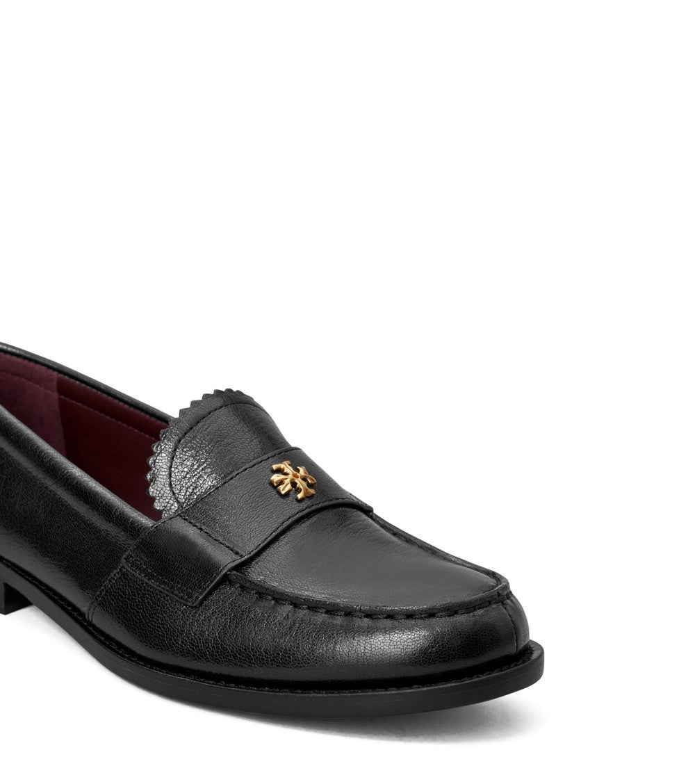Caprine Leather Flat Shoes With Decorative Emblem