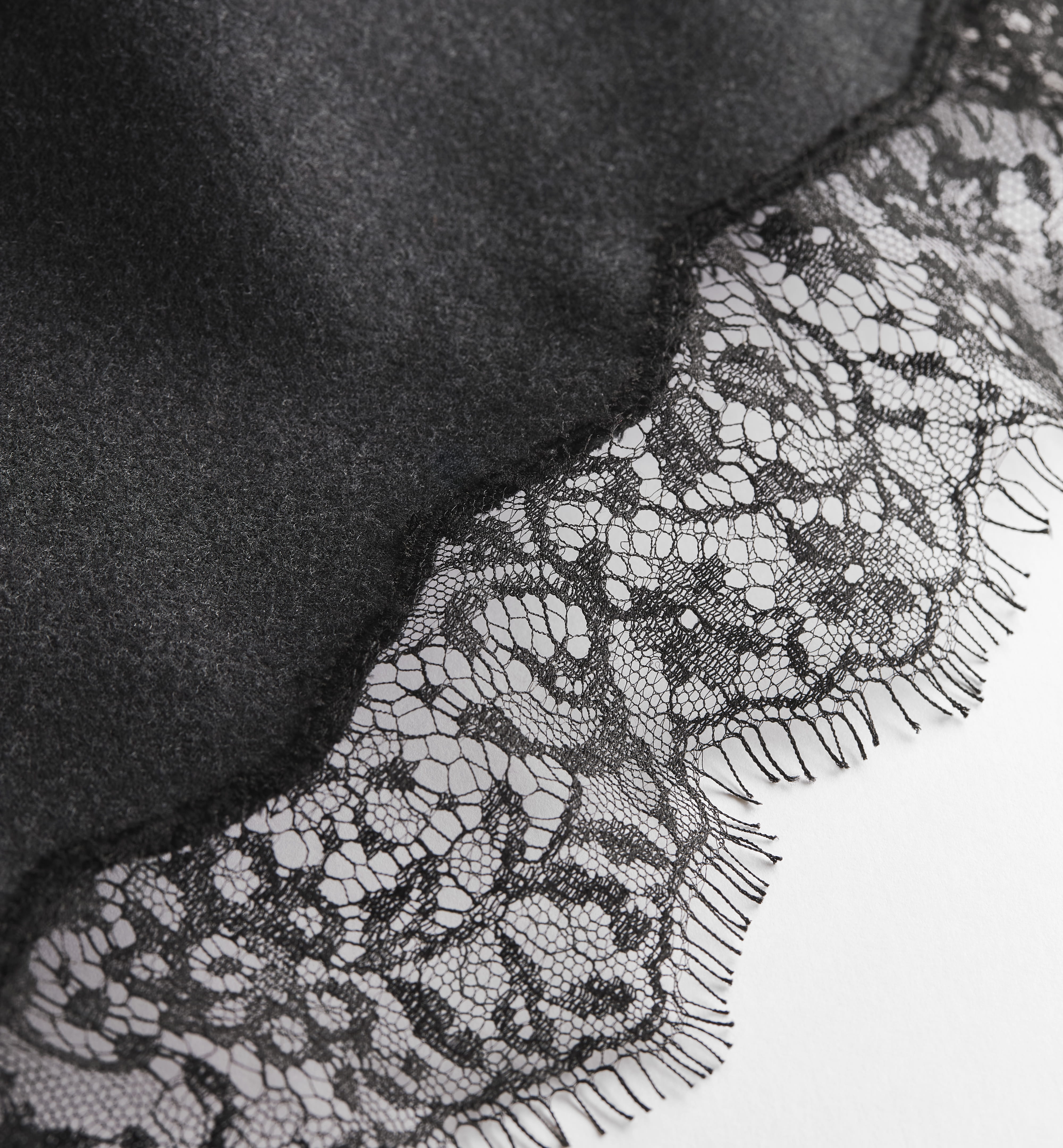 Tailored Fitted Jacket With Lace Trim And Flap Pockets