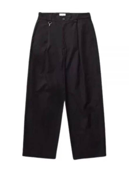 Straight-Cut Black Trousers with Minimalist Design