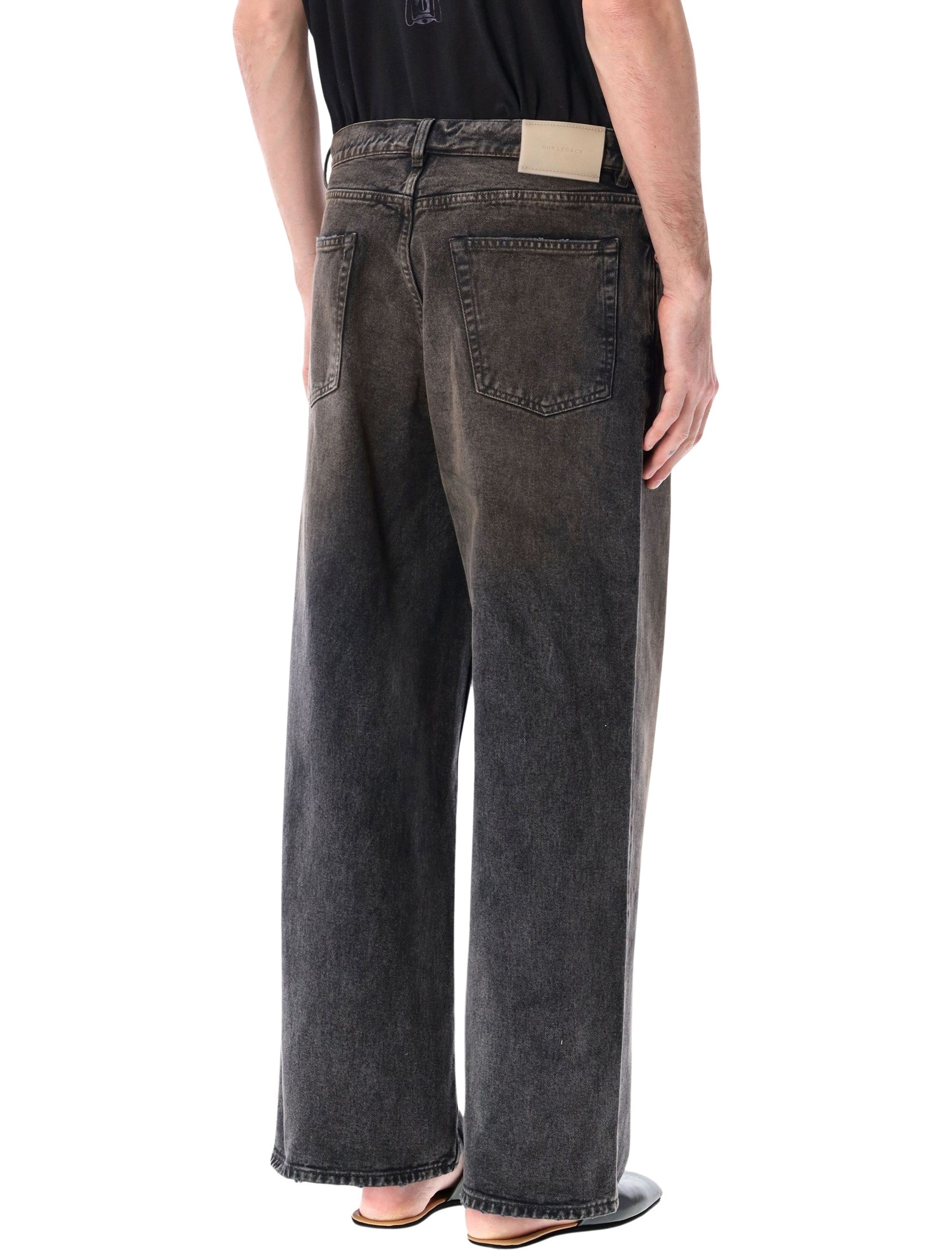 Vast Cut Wide-Leg Jeans