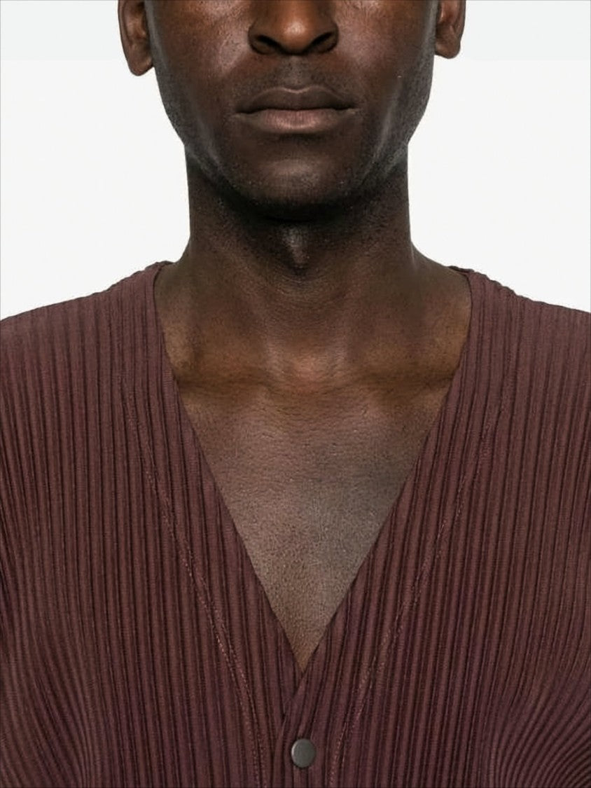 Button-Up Textured Cardigan With Deep V-Neckline And Vertical Pleats