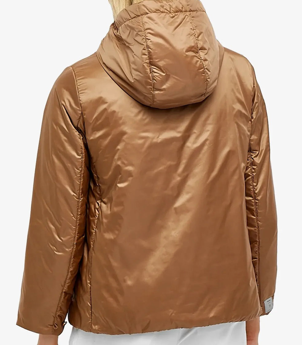 Lightweight Hooded Jacket with Smooth Finish