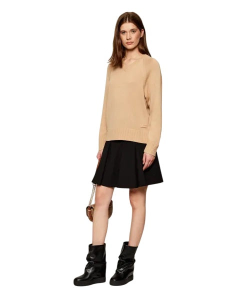 Knit Sweater with V-Neckline and Ribbed Details