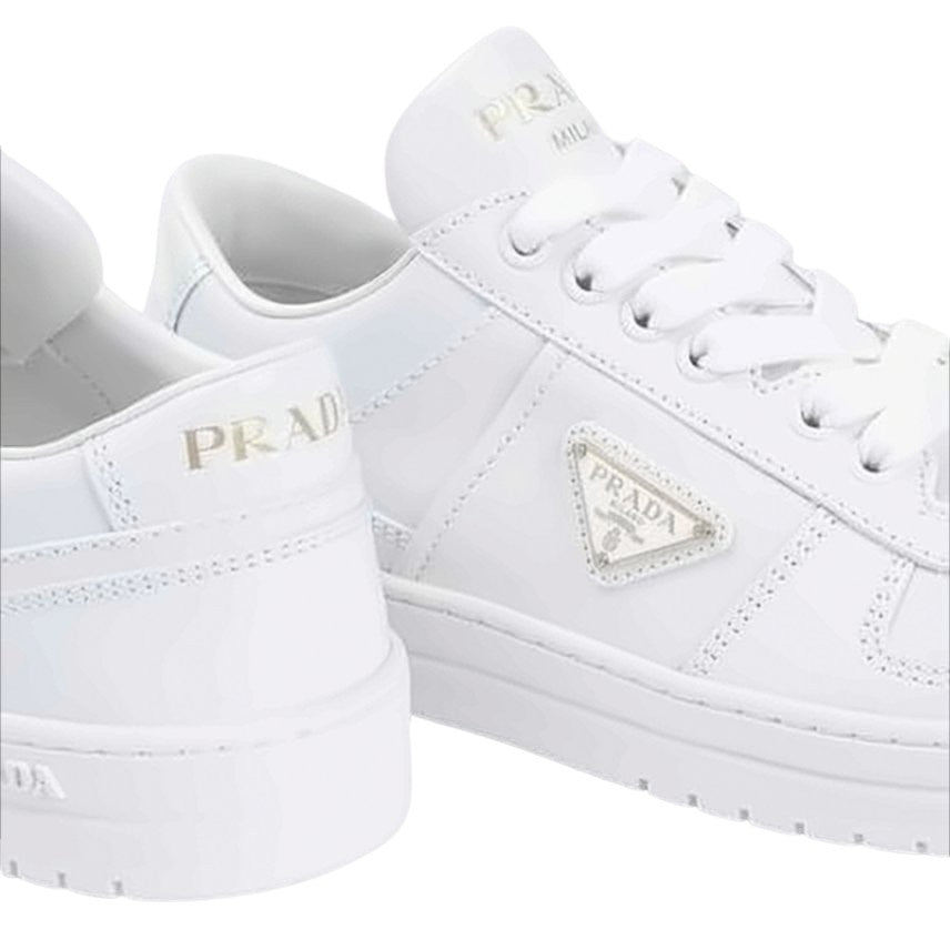 Low-Top White Leather Sneakers with Perforated Detailing