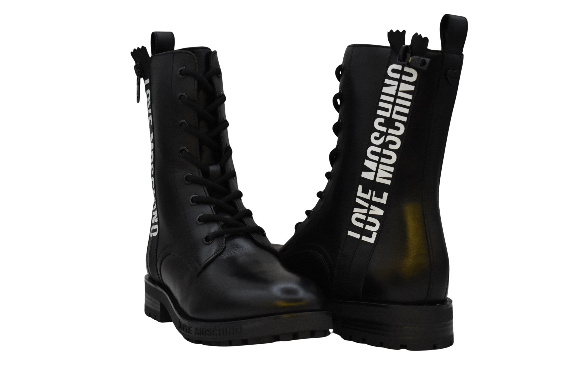 Lace-Up Black Flat Boots With Sole