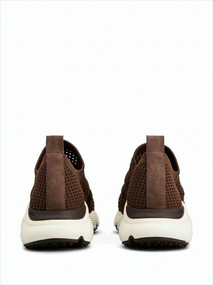 Sporty Brown Knitted Sneakers with Rubber Sole