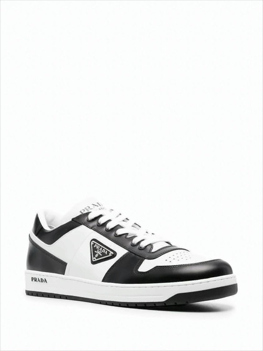 Low-Top Sneakers with Color-Block Design and Triangular Logo