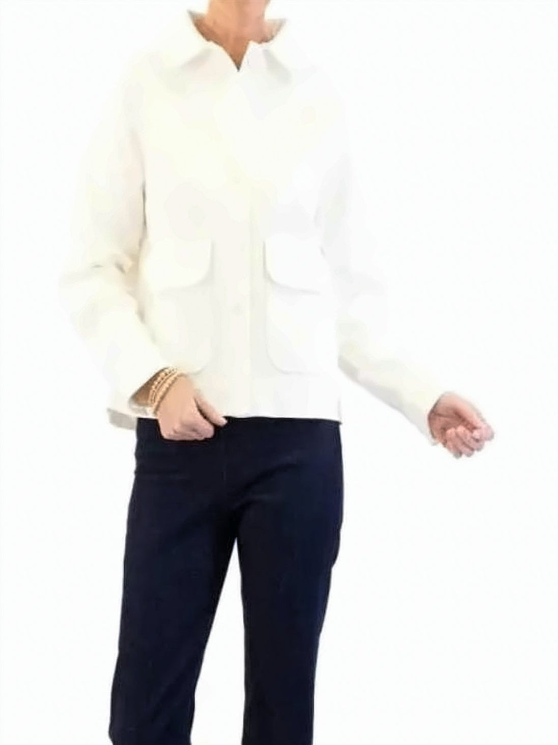 Cropped Jacket with Classic Collar and Button Closure