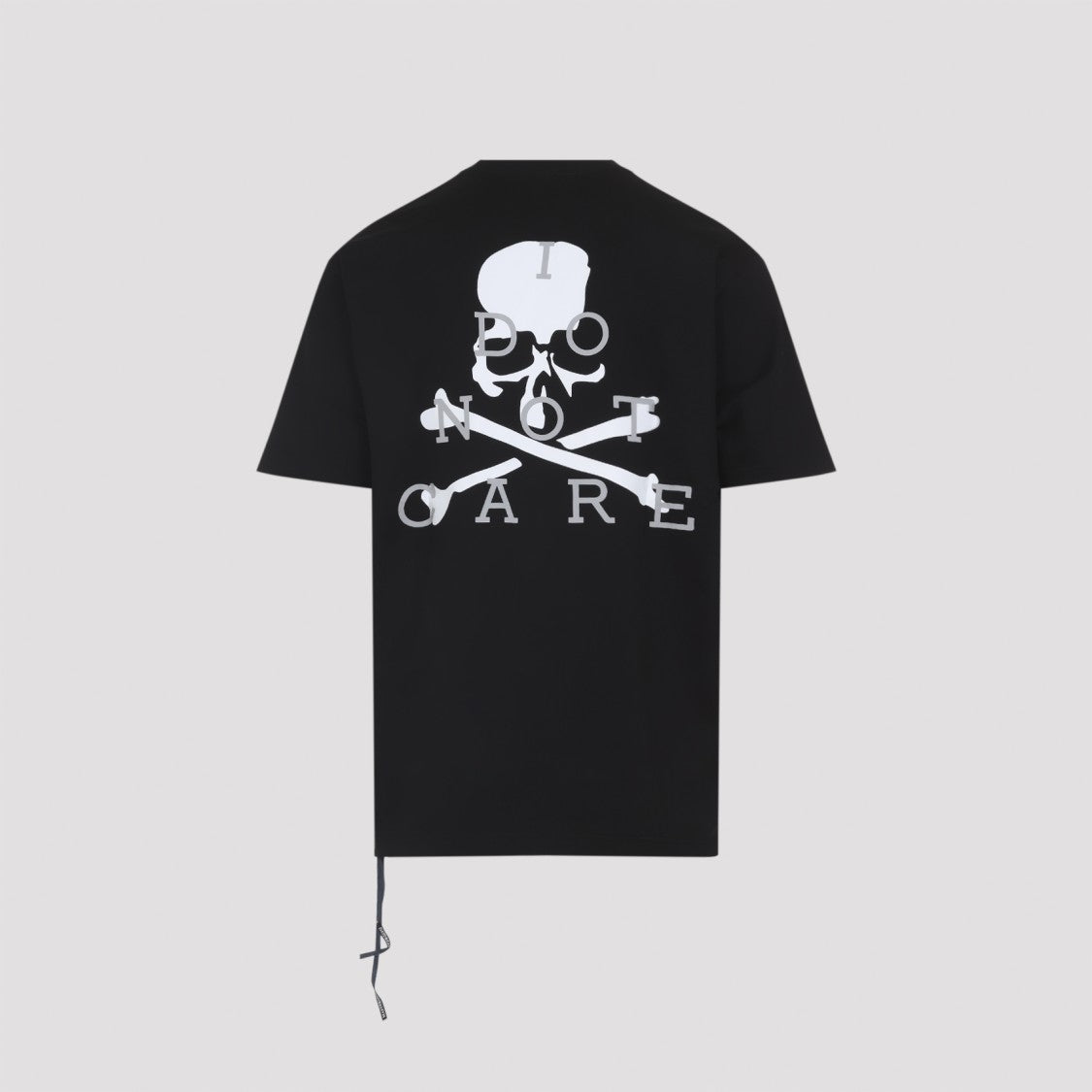 Graphic Black T-Shirt With Iconic Skull Design