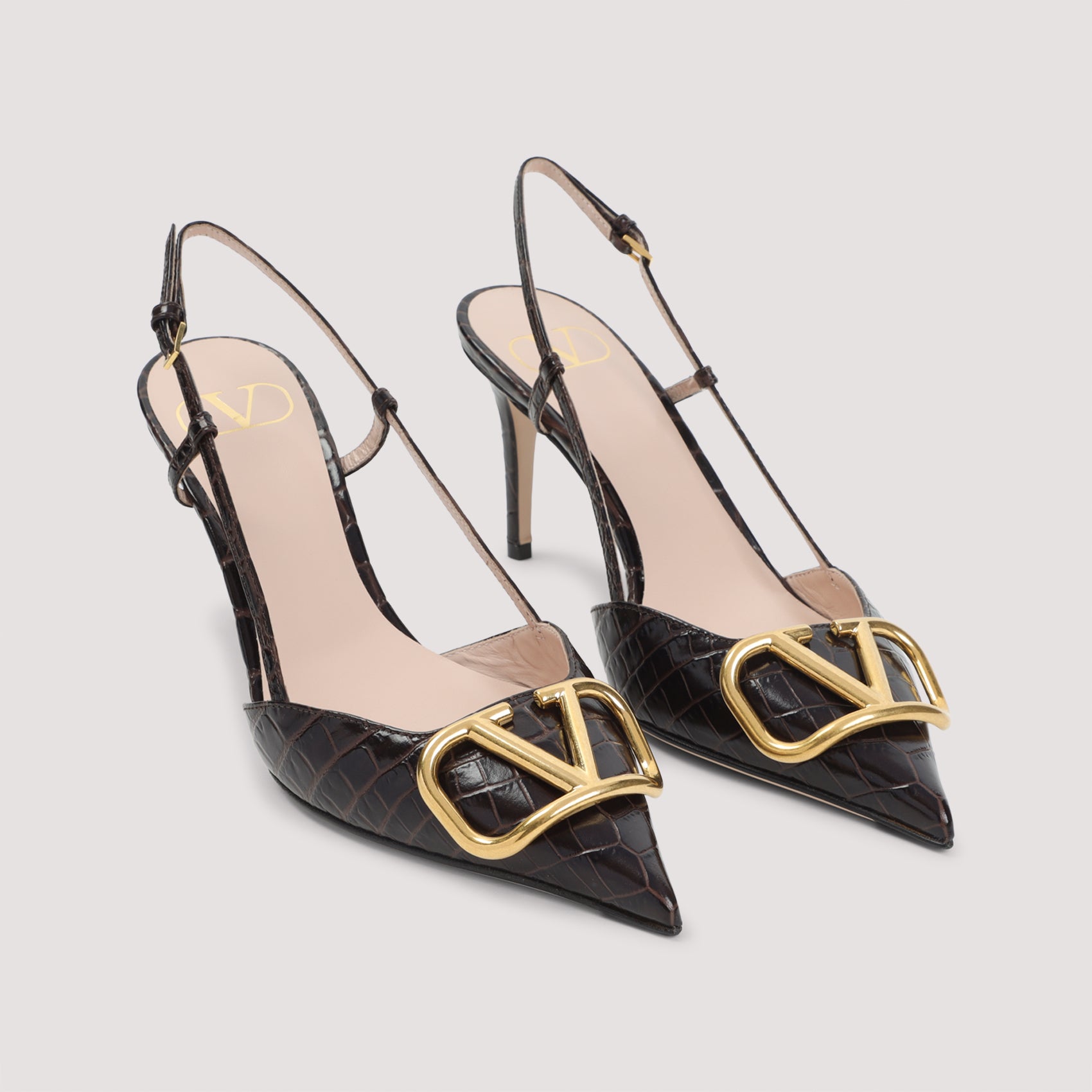 Pointed Toe Slingback Pumps With Crocodile Pattern And Gold-Tone Logo Buckle