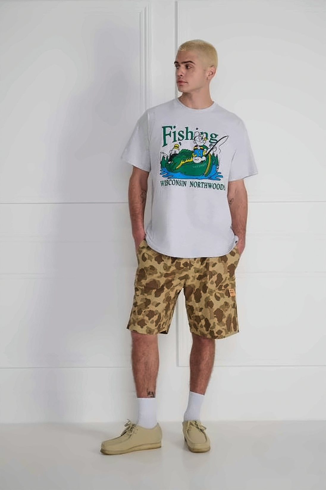 Relaxed Fit Graphic Print T-Shirt With Fishing Scene