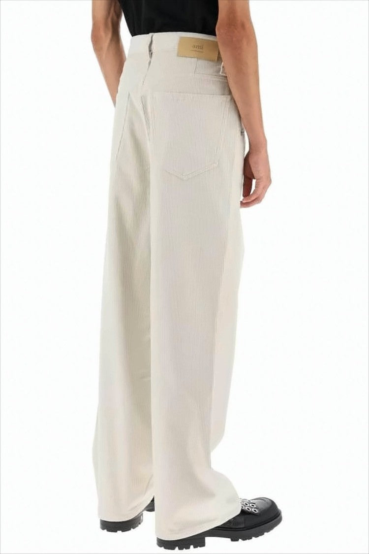 Straight-Leg Pants with Classic Five-Pocket Design