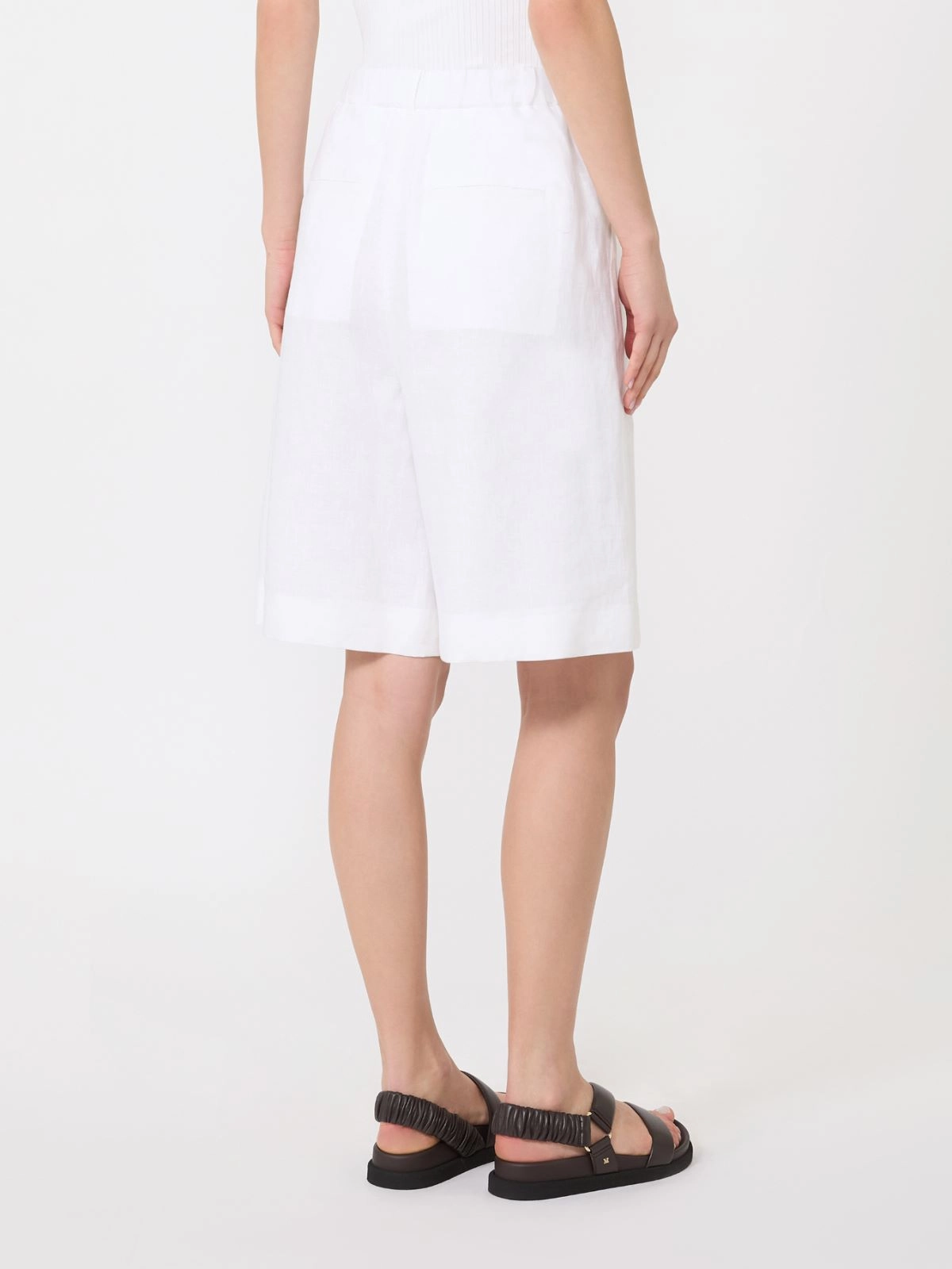 Tailored White Knee-Length Shorts with High Waist