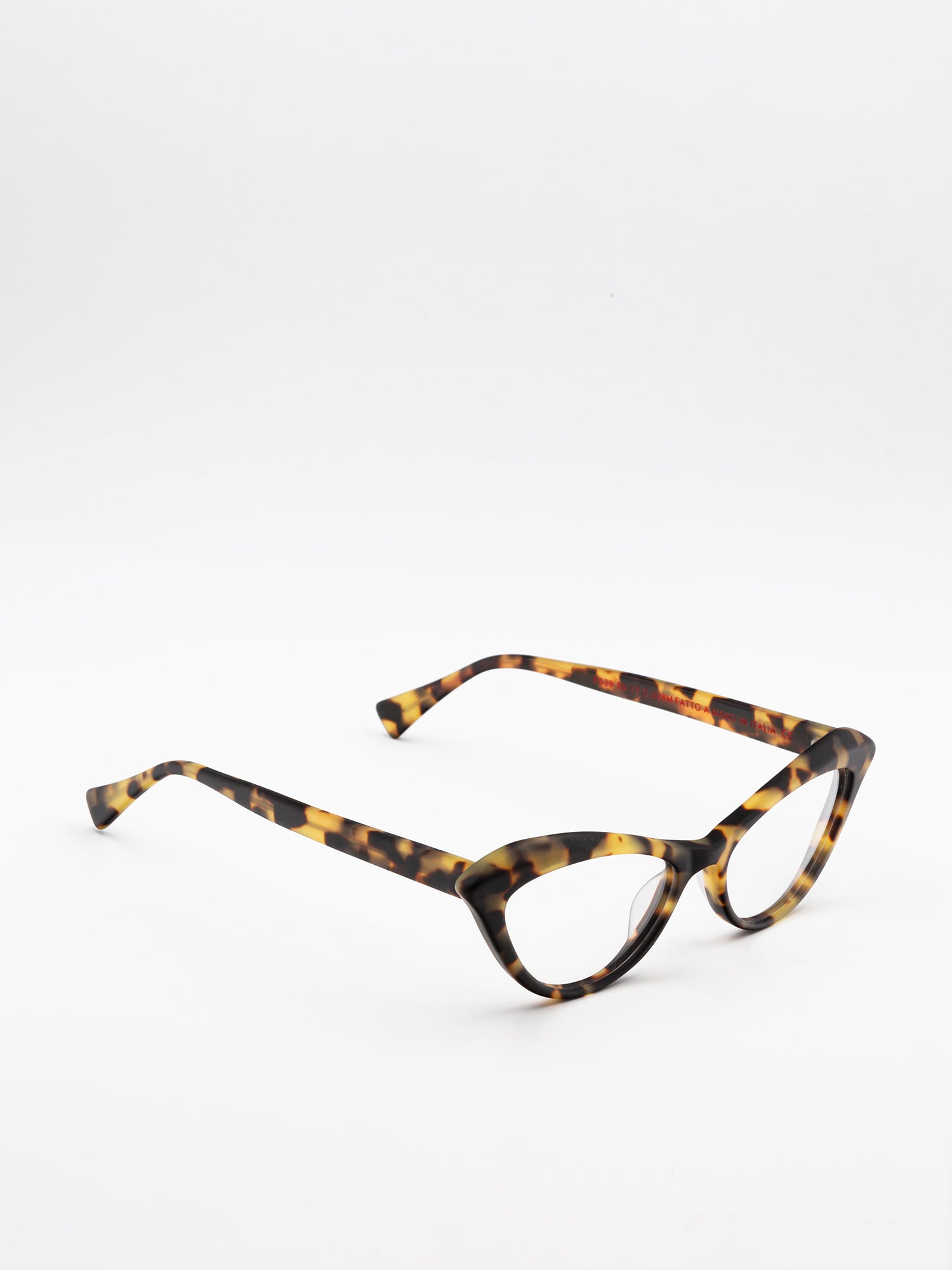 Cat-Eye Optical Frames with Multicolor Tortoiseshell Design