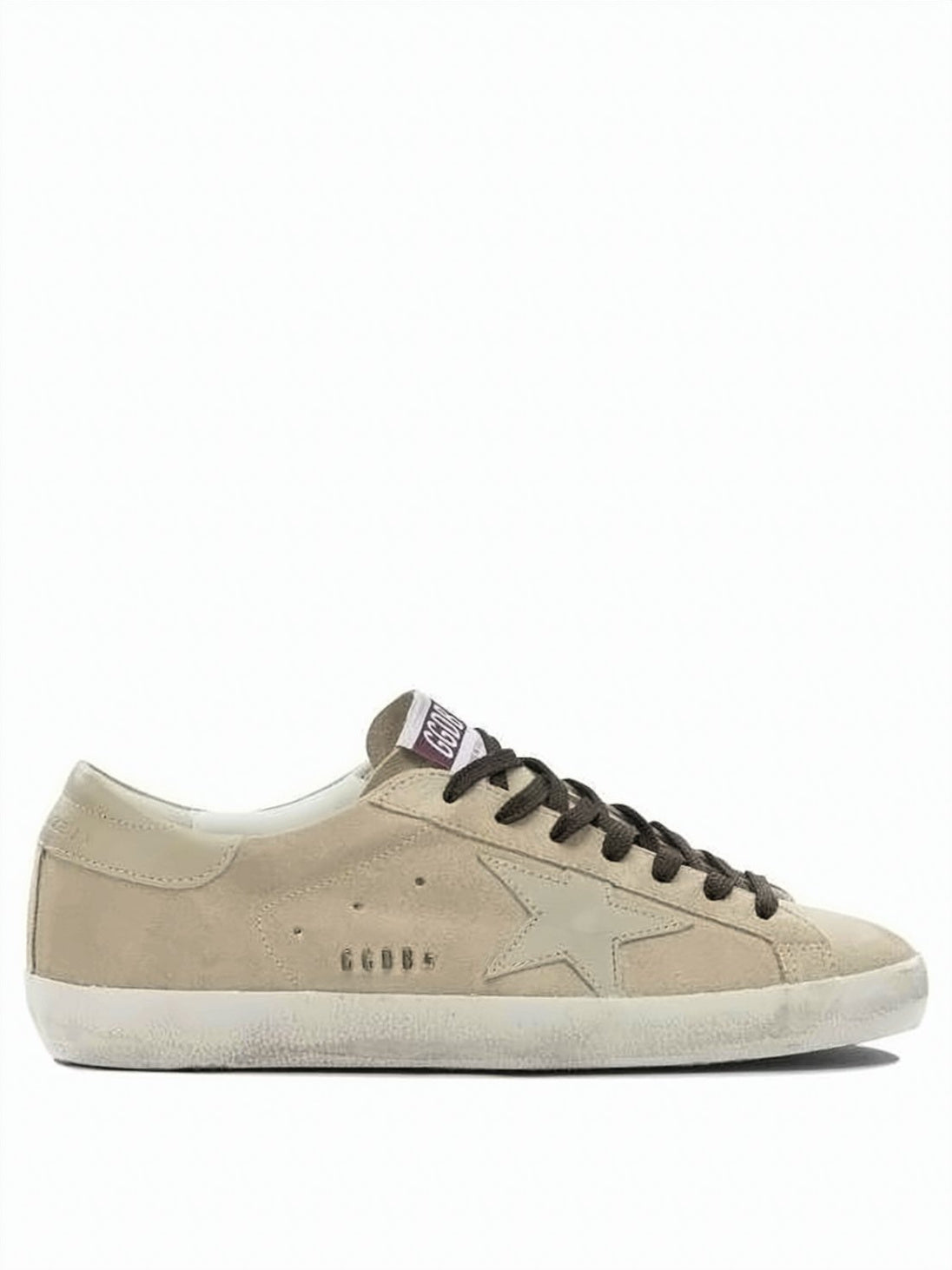 Suede Low-Top Sneakers with Vintage Aesthetic