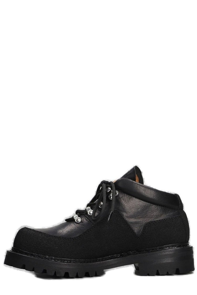 Rugged Black Cowhide Leather Boots with Vibram Outsole