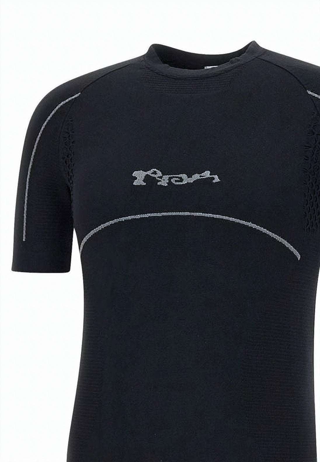 Short-Sleeve Fitted T-Shirt With Textured Ventilation