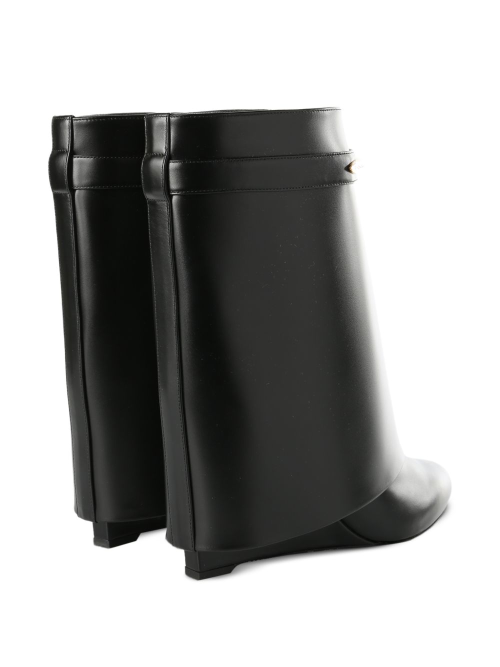 Pointed Toe Boots with Flared Shaft