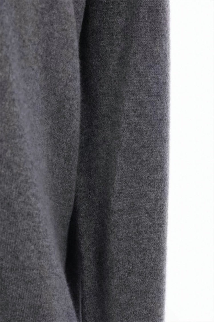 Soft Wool Sweater With V-Neckline And Ribbed Cuffs