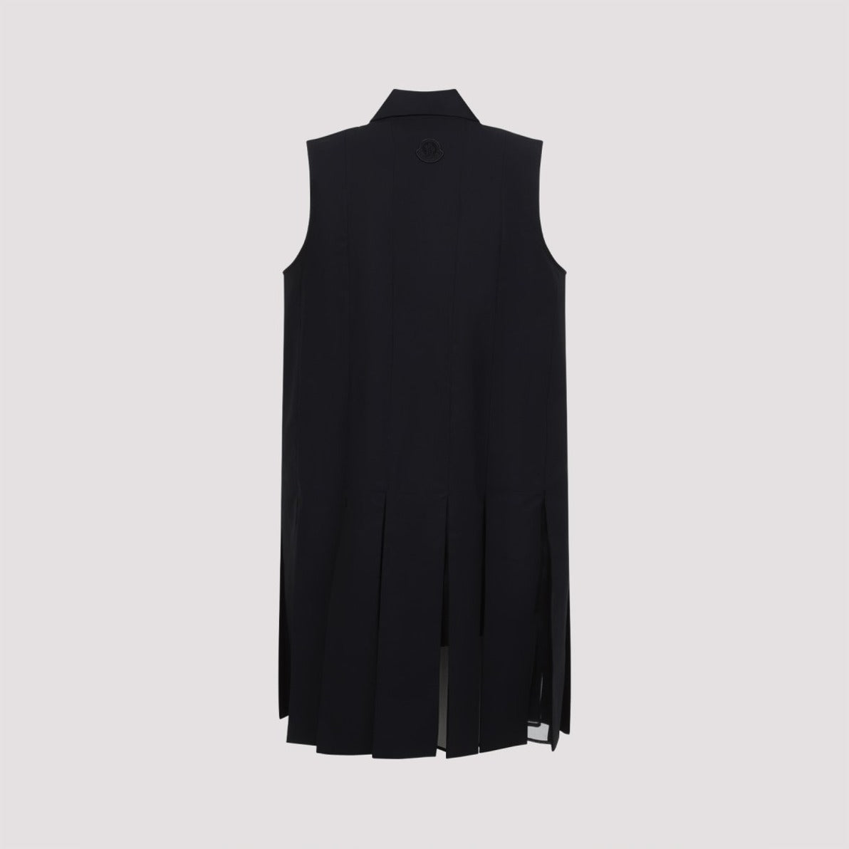 Button-Down Sleeveless Dress With Classic Collar