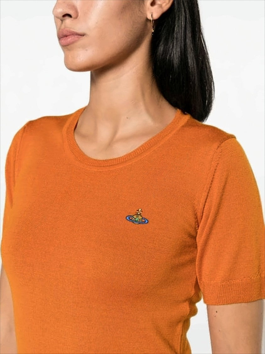 Fitted Short-Sleeved Wool Sweater with Embroidered Emblem