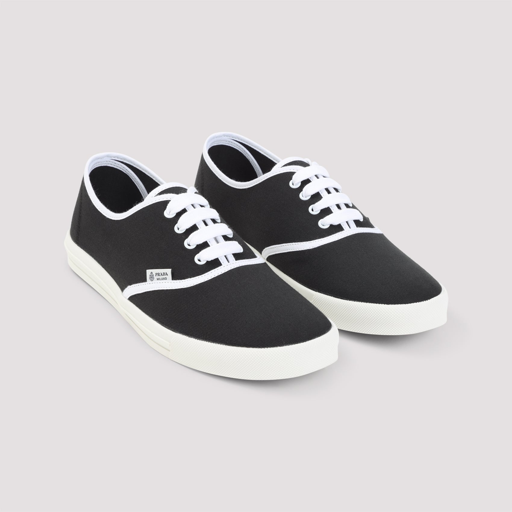 Cotton Laced Shoes