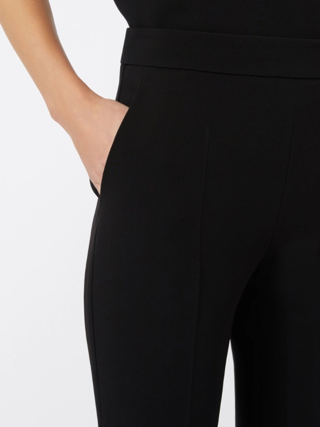 Slim-Fit Black Trousers With Cropped Legs