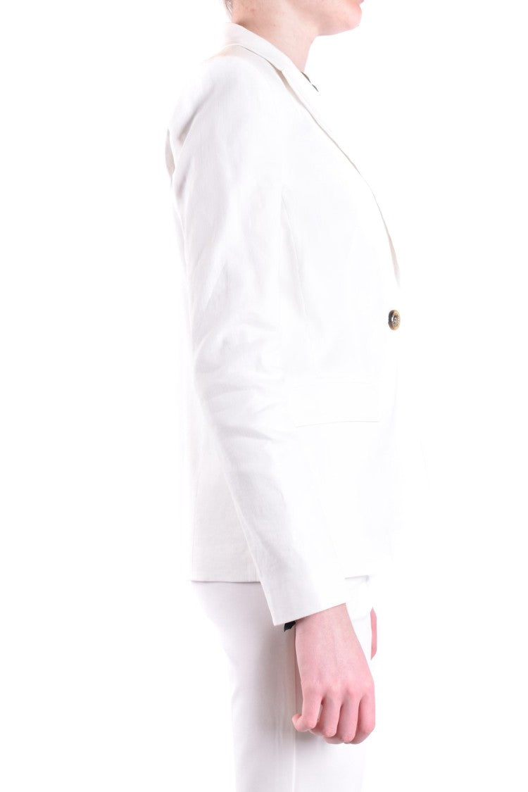 Tailored White Jacket With Single-Button Closure