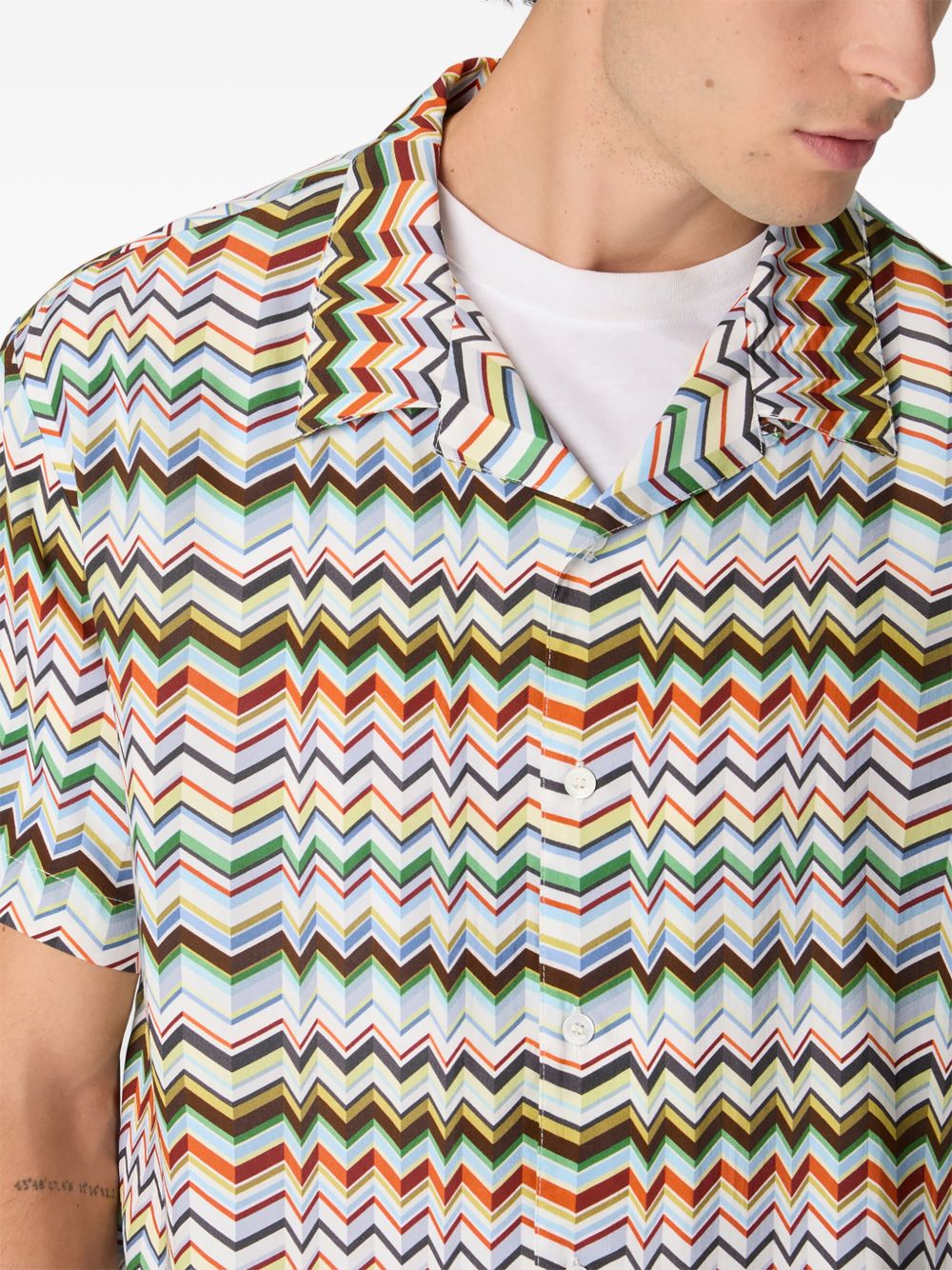 Irregular Zigzag Print Short-Sleeved Shirt