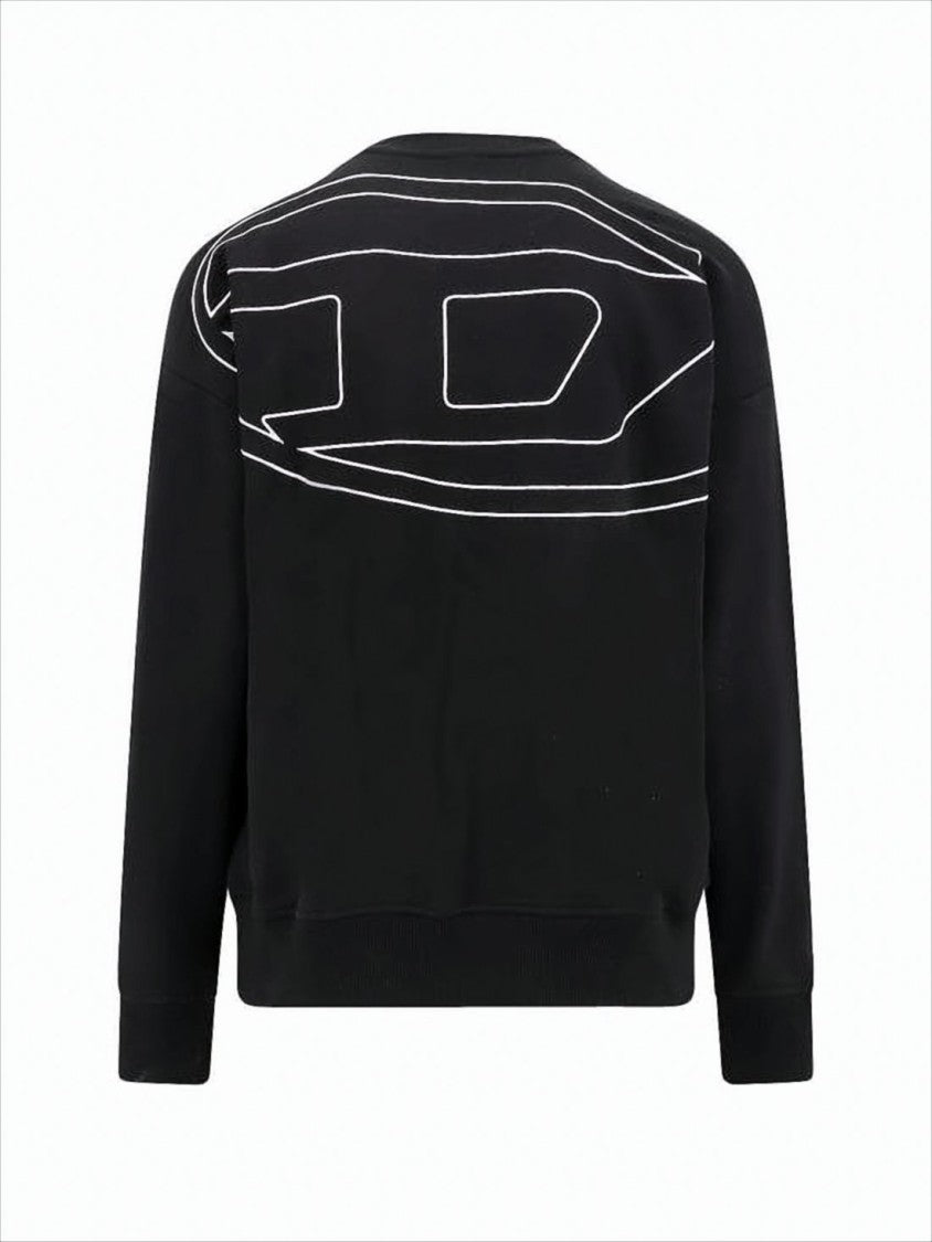Long-Sleeve T-Shirt with Subtle Logo and Bold Graphic Design