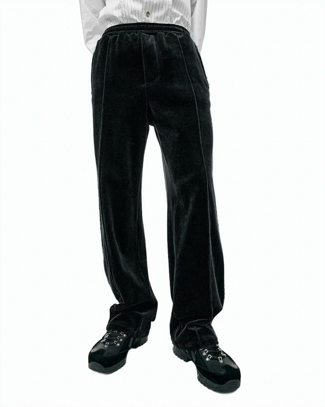 Relaxed Fit Velvety Texture Pants