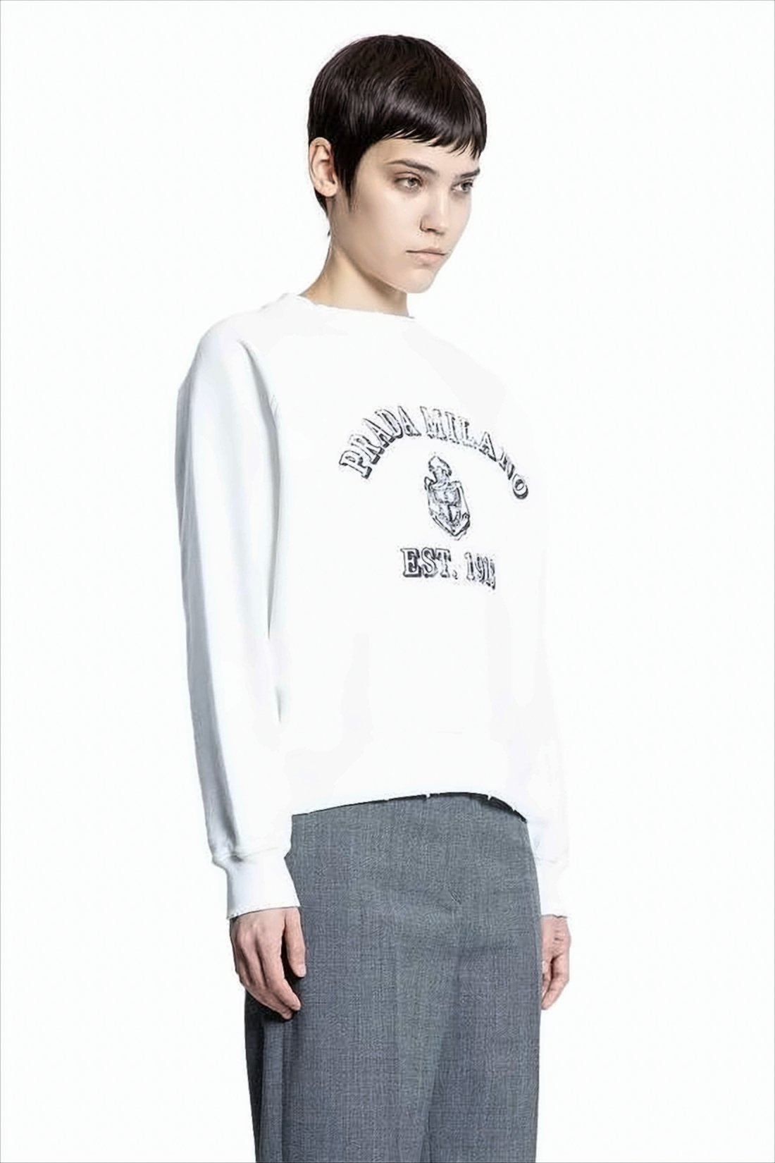 Long-Sleeve White Sweatshirt with Embroidered Logo