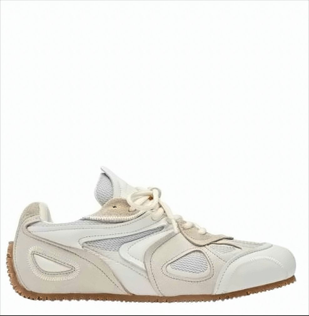 Low-Profile Sneakers with Breathable Mesh