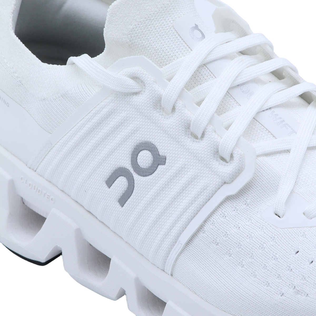 Men's White Sneakers with Streamlined Design