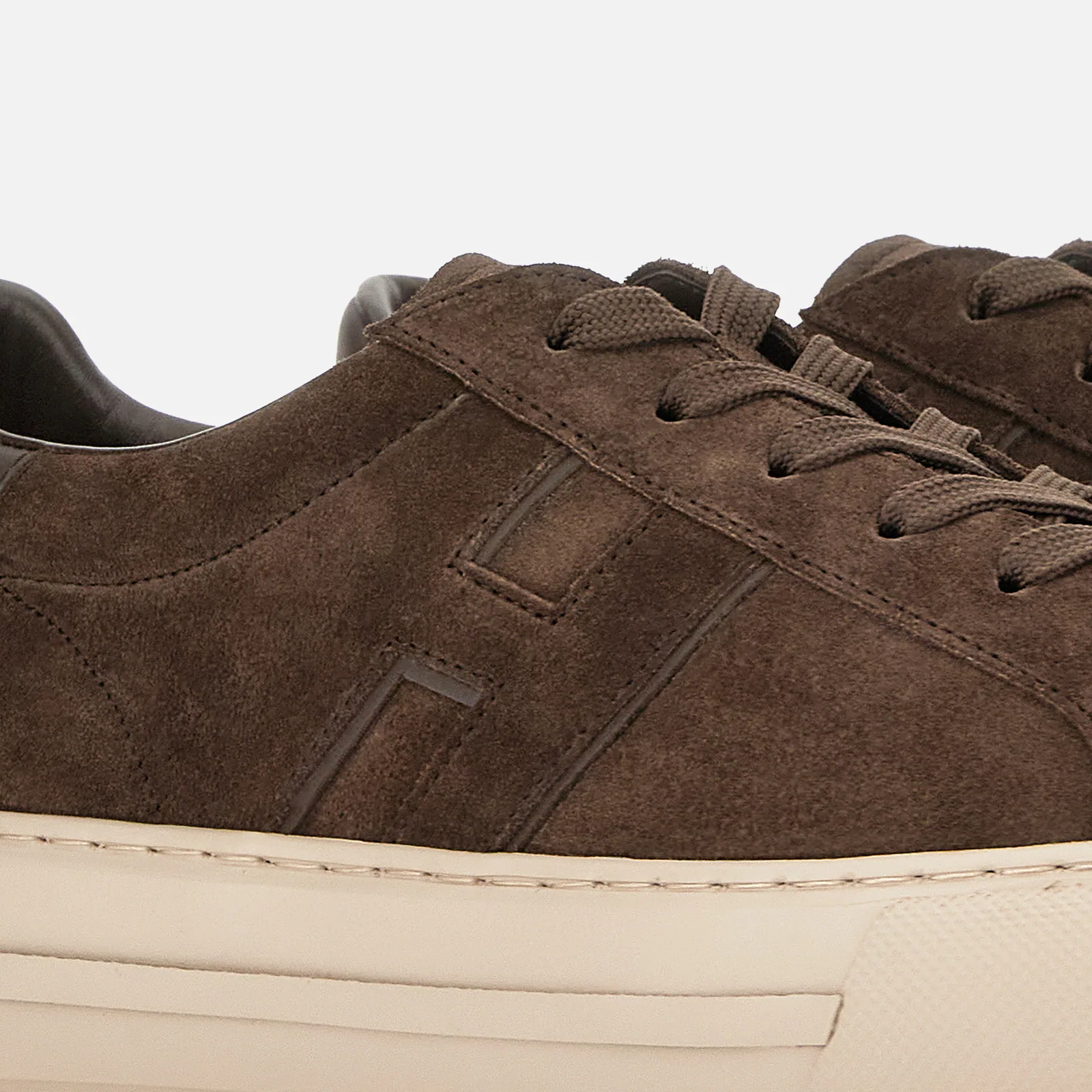 Low-Top Sneakers In Coconut Choco Late Brown