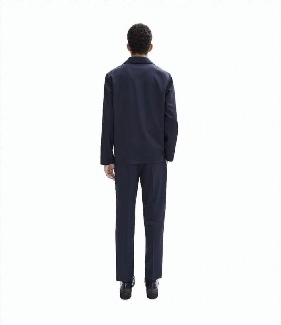 Minimalist Wool Jacket with Classic Collar