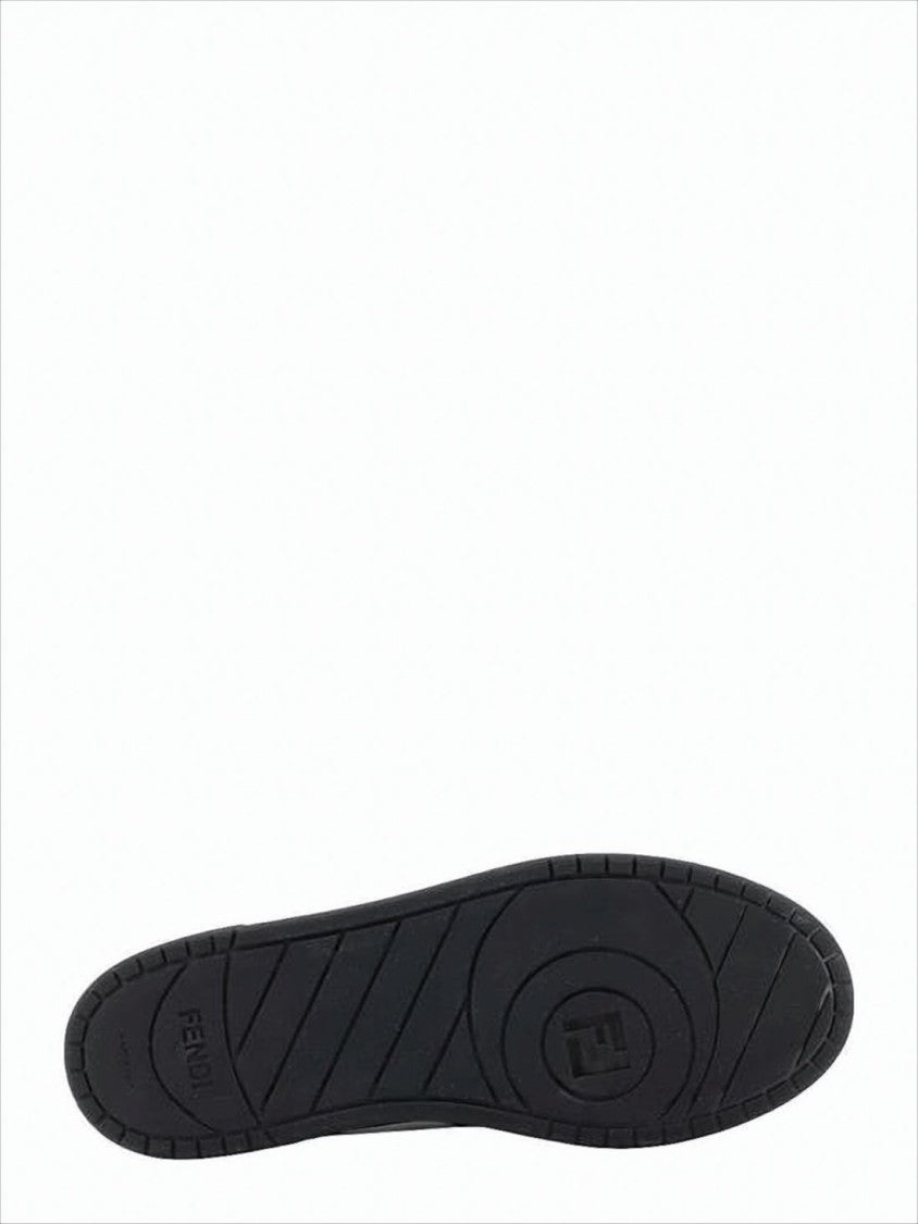 Low-Top Calf Leather Sneakers With Contrasting Panels