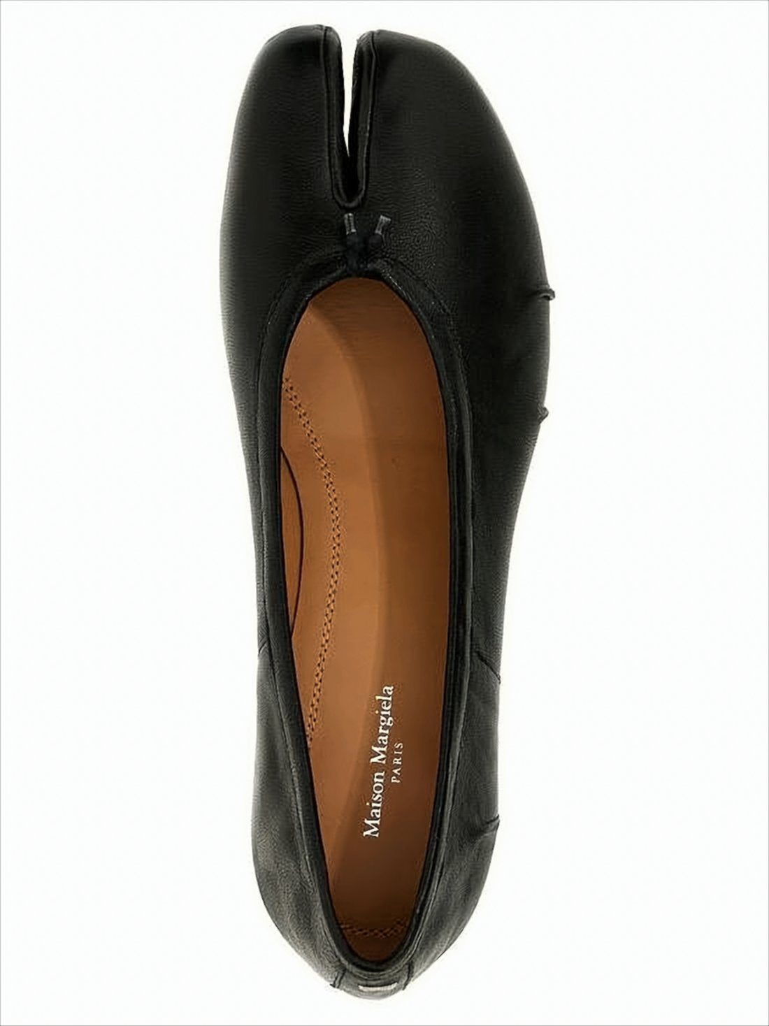 Distinctive Black Flat Shoes with Split-Toe Design