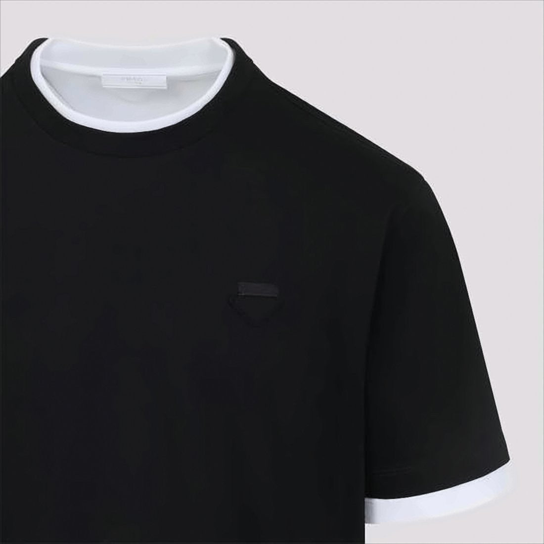 Black Short-Sleeve T-Shirt with Contrasting White Trim