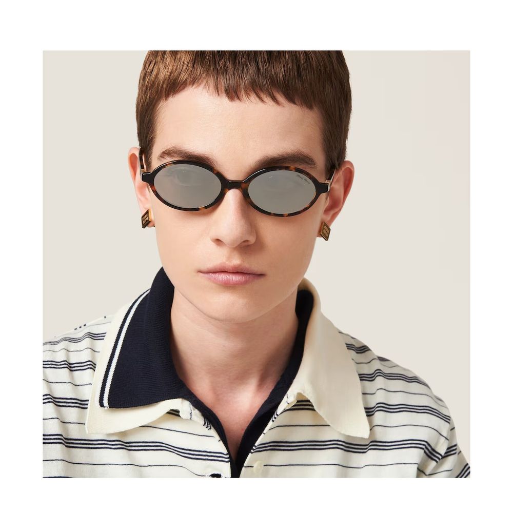 0Mu 04Zs Miu Miu Oval Tortoiseshell Sunglasses