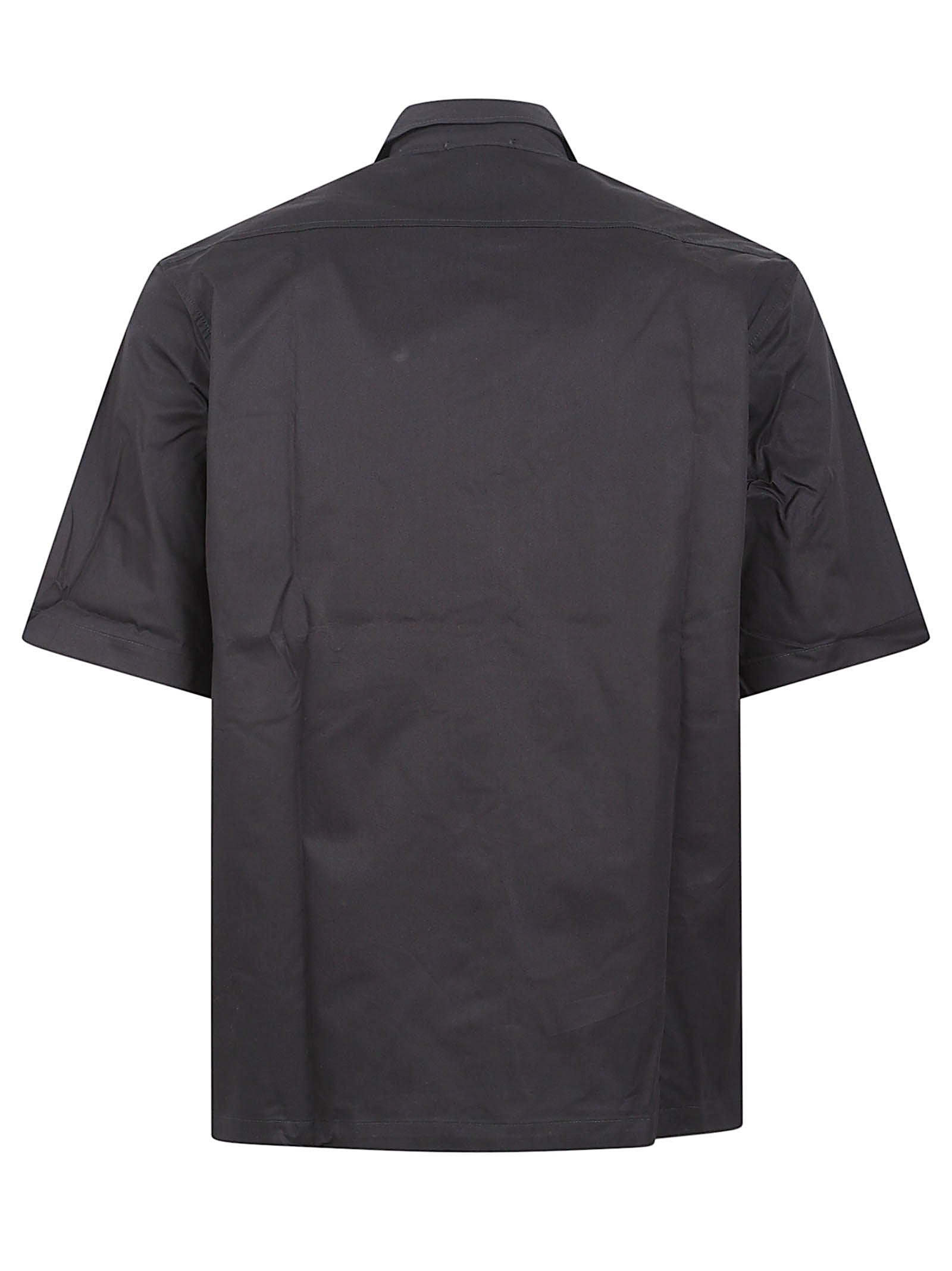 Short-Sleeved Shirt with Classic Collar and Functional Pockets