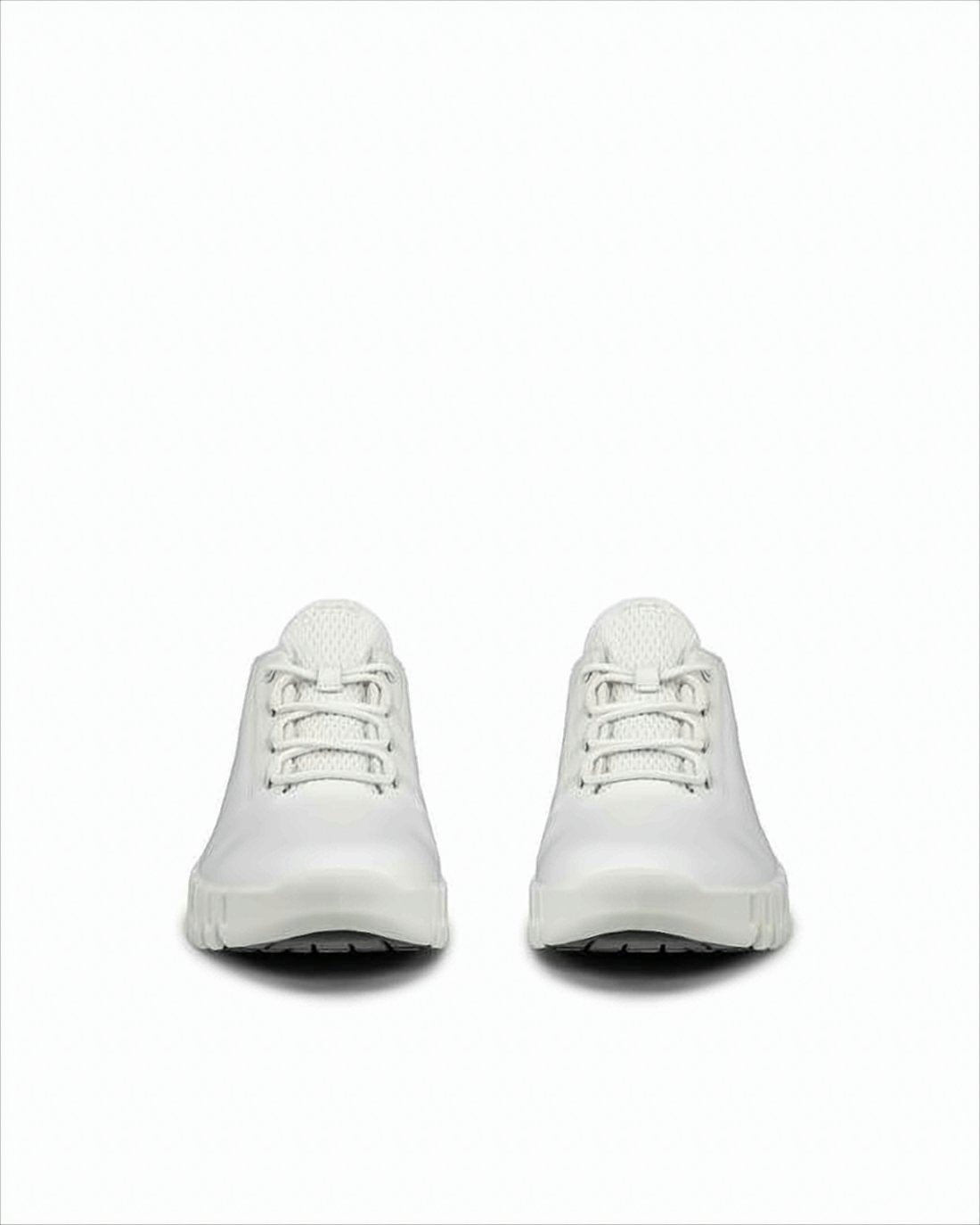 Minimalist White Sneakers with Smooth Leather Upper