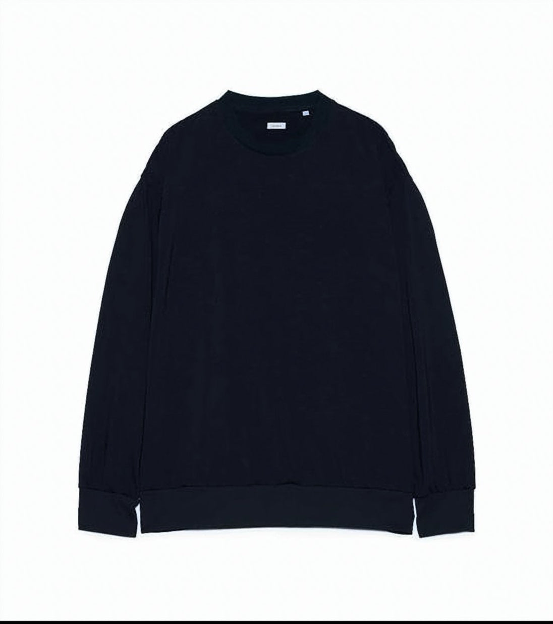 Minimalist Long-Sleeve T-Shirt With Crew Neckline And Ribbed Cuffs