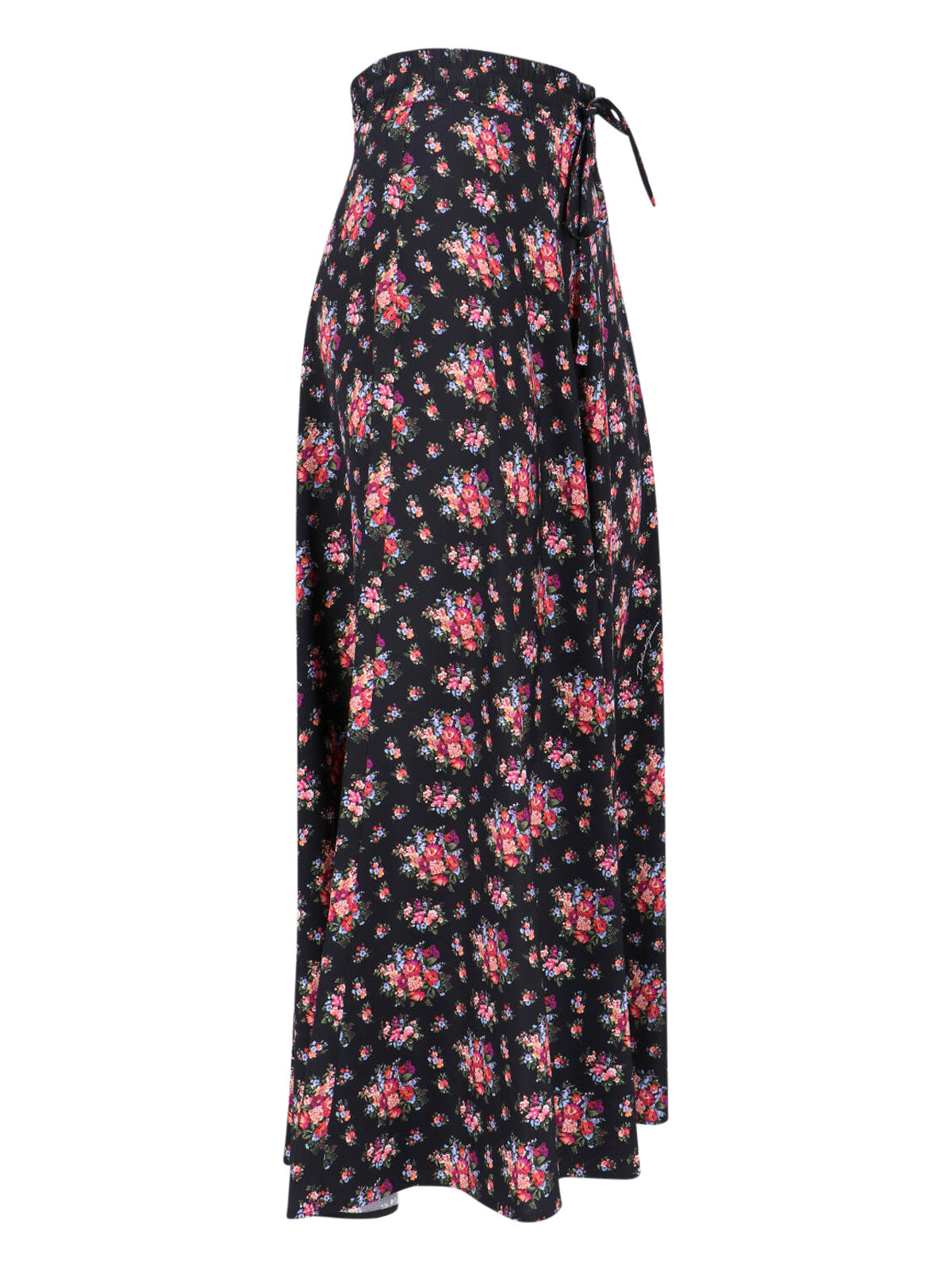 Black Tailored Skirt with Refined Silhouette