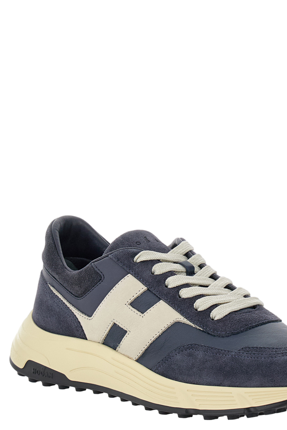 Low-Top Blue Sneakers