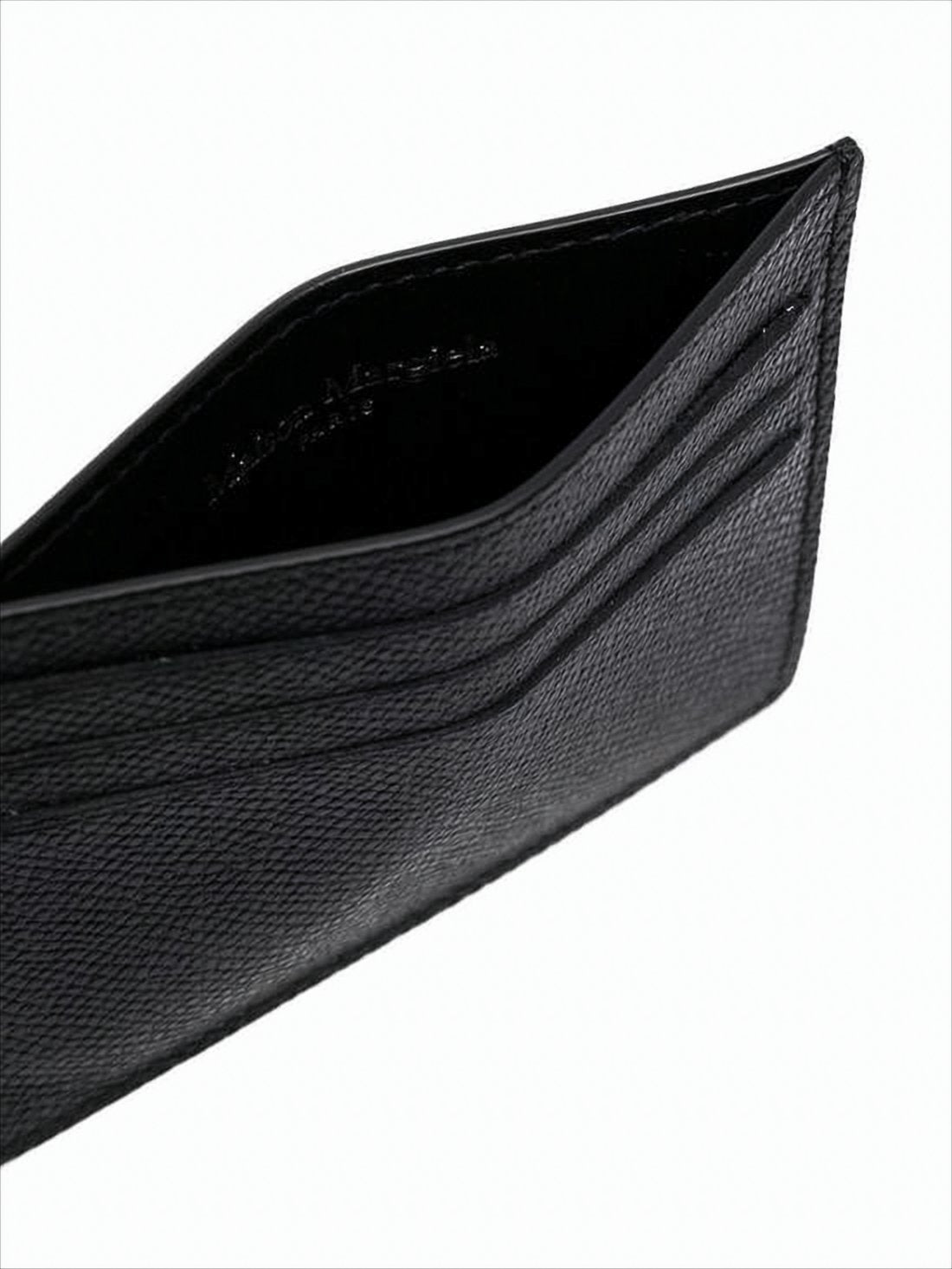 Textured Calf Leather Cardholder with Signature Stitching